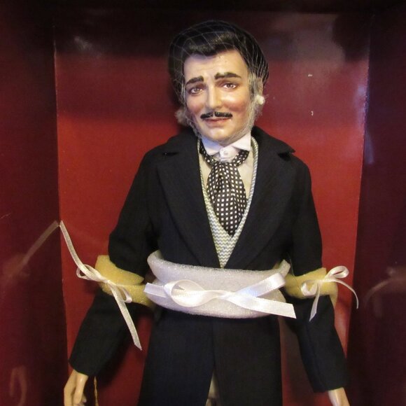 NEW The Franklin Mint Gone with the Wind Twelve Oaks BBQ Rhett Butler Vinyl Doll - Picture 2 of 9